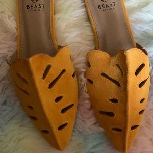 Beast Fashion mustard color mules. Size 6.